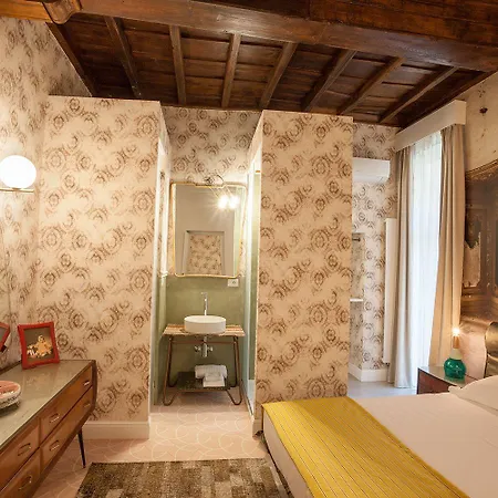 Guest house 59 Steps Trevi Rome