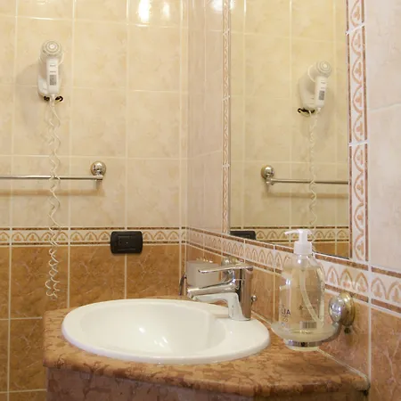 59 ステップス トレビ 4* ローマ