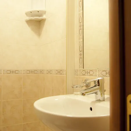 59 ステップス トレビ 4* ローマ